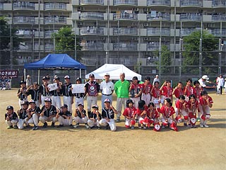 大阪都島ライオンズクラブ 2014年5月25日（日） 都島区スポーツ大会「こどもキック・ソフトボールの部」への協力